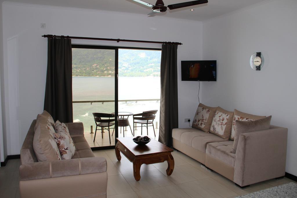 Surfers Cove Apartments Bel Ombre Eksteriør bilde
